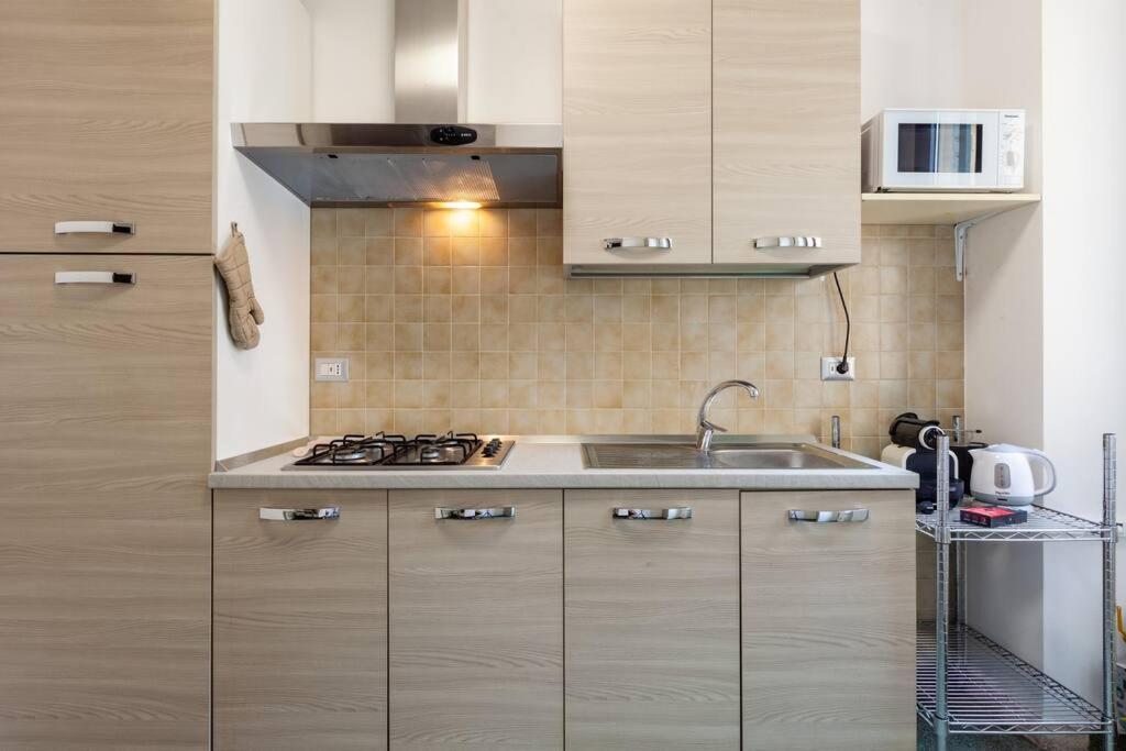 Ferrari - Ac -Wifi - Flexyrent Apartment Милано Екстериор снимка